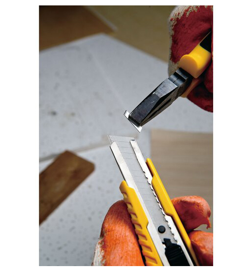 STANLEY 18MM SNAP-OFF KNIFE