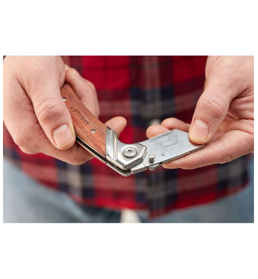 STANLEY® FOLDING UTILITY KNIFE - WOODEN HANDLE