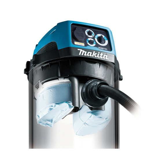 MAKITA VACUUM CLEANER (WET AND DRY)